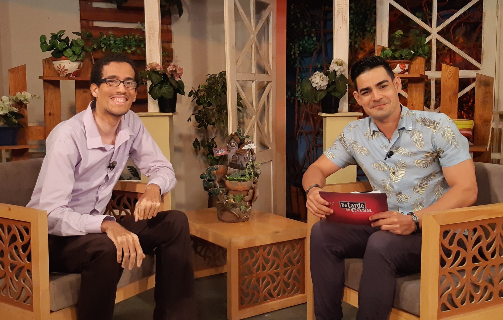 Jorge Amado y Leyber Gómez en el programa ¨De Tarde En Casa¨