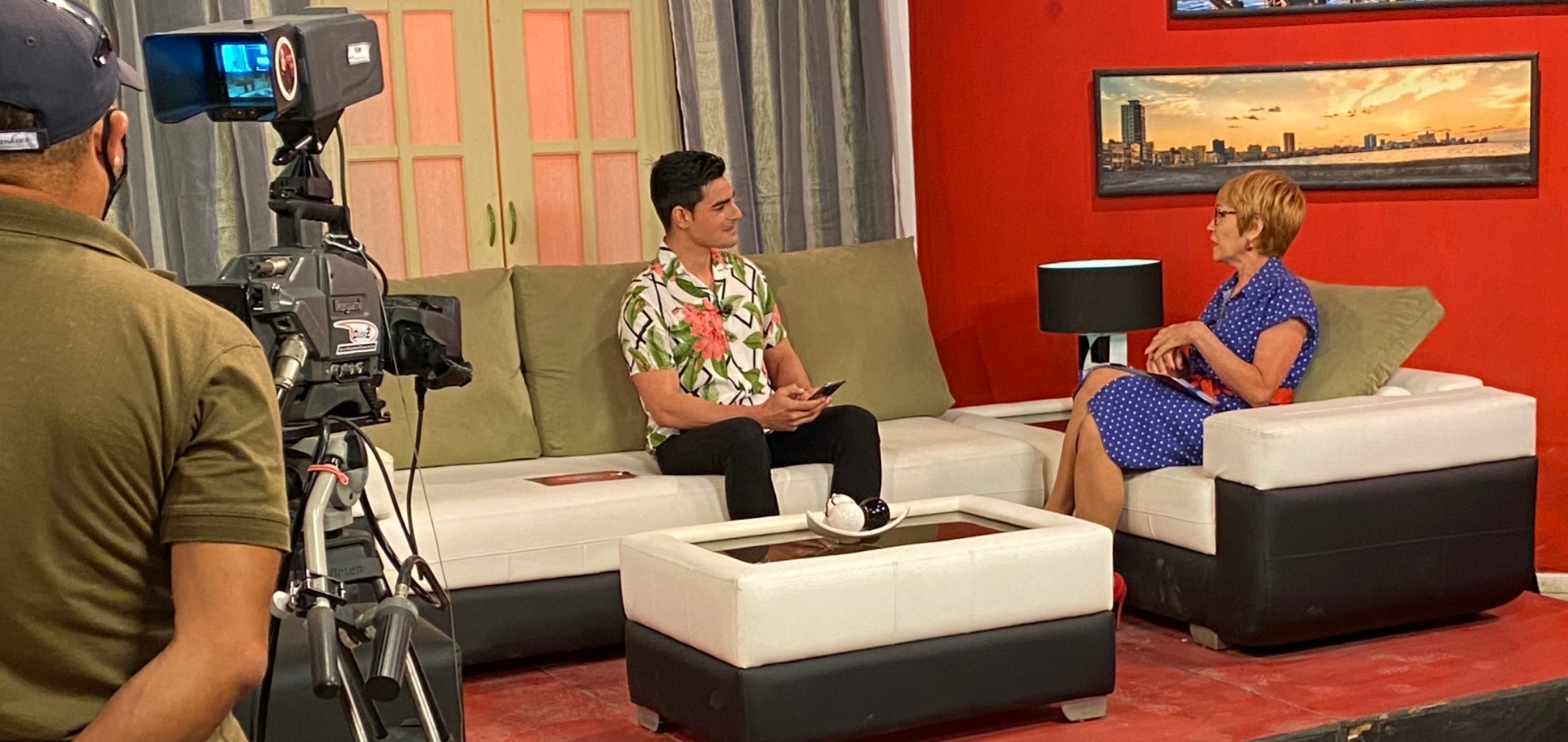 Leyber Gómez y Rakel Mayedo en el programa De Tarde En Casa 